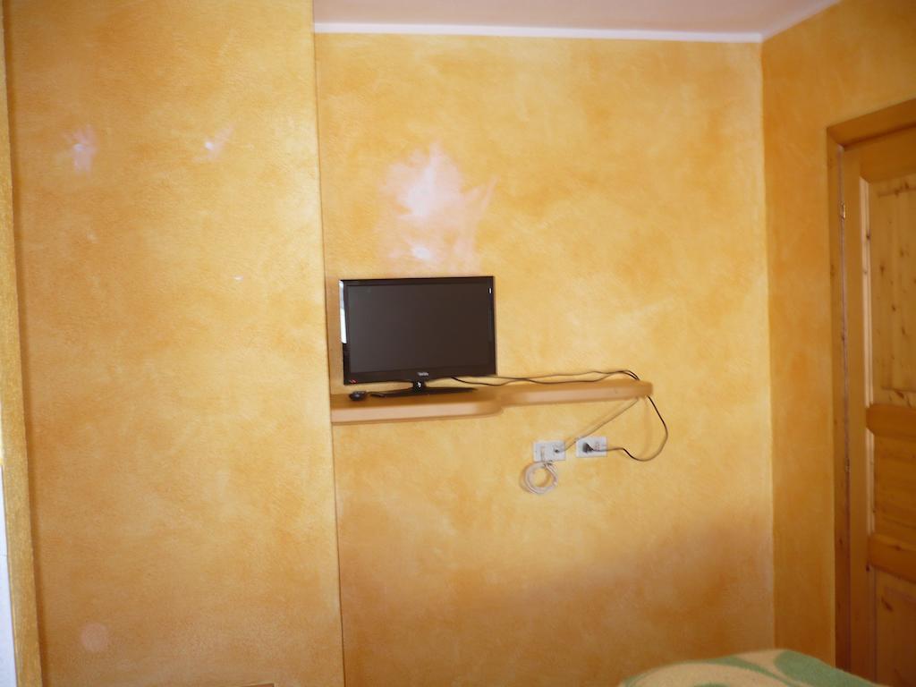 Ferienwohnung Casa Gembre Livigno Zimmer foto
